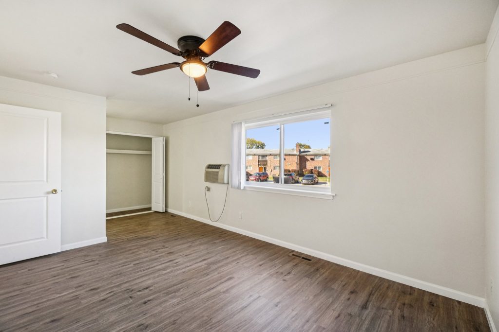 30-web-or-mls-5965 Evergreen Rd Unit 1 bedroom-S2810-009
